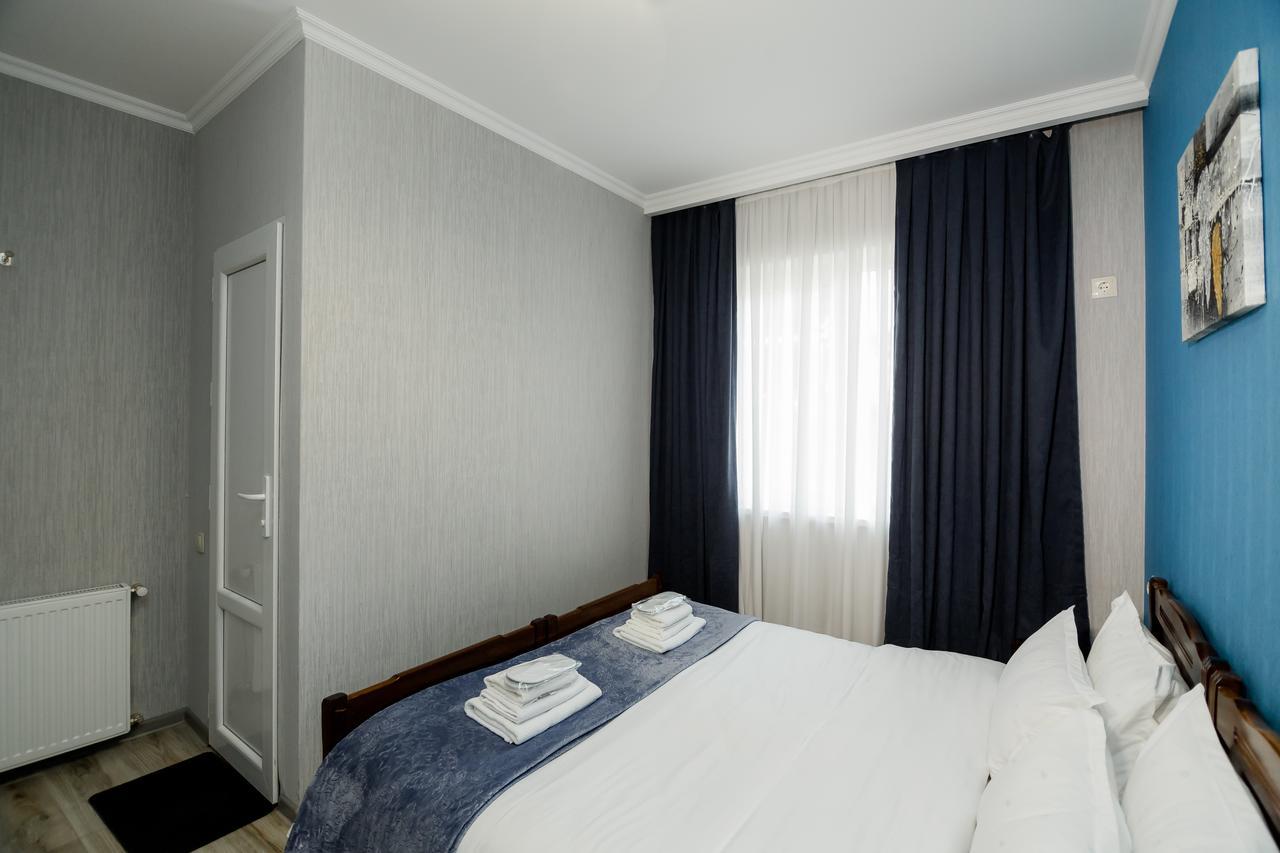 Big Family Guest House 第比利斯 外观 照片